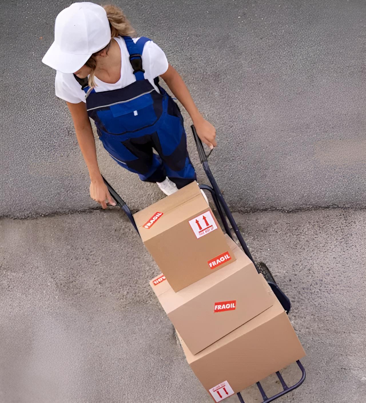 woman-moving-boxes-2